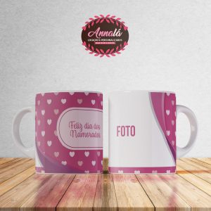 Canecas dia dos namorados – Feliz dia dos namorados detalhe corações com fundo rosa