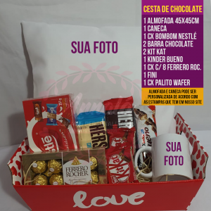 Cesta de chocolate + almofada e caneca